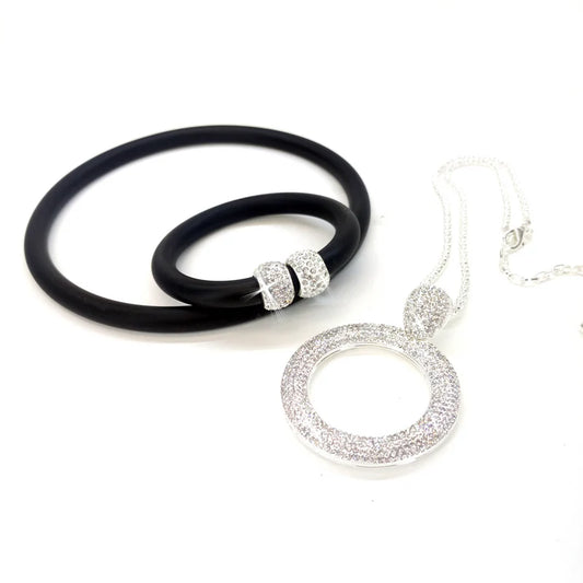 Necklace Frosted Halo A Versatile Statement Black