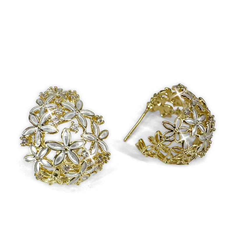 Flower Cluster White Earrings