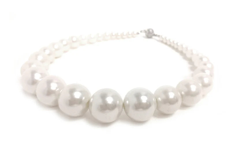 Wilma Flintstone Pearls White