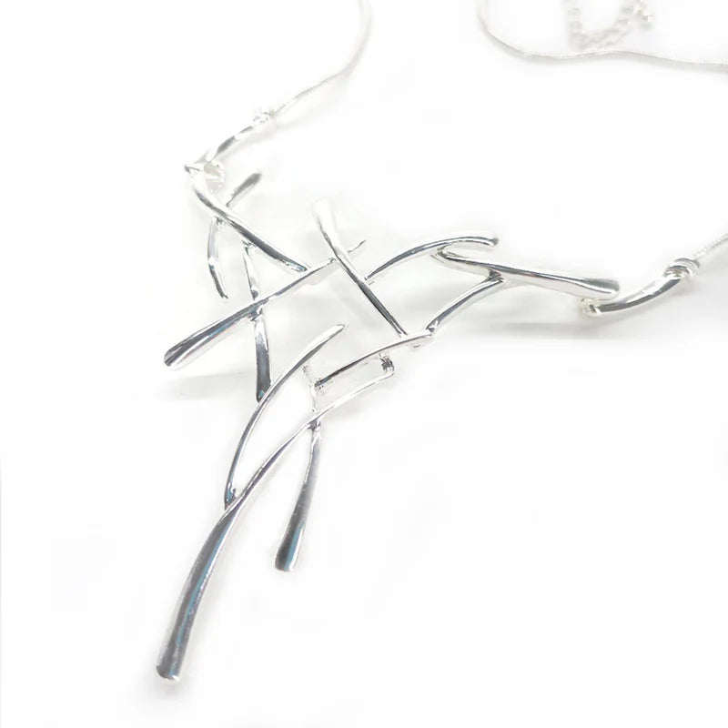 Necklace Criss Cross Silver